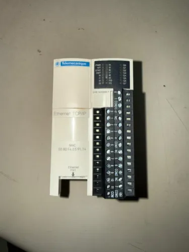 Módulo Schneider Telemecanique OTB1E0DM9LP Ethernet TCP/IP 24VDC