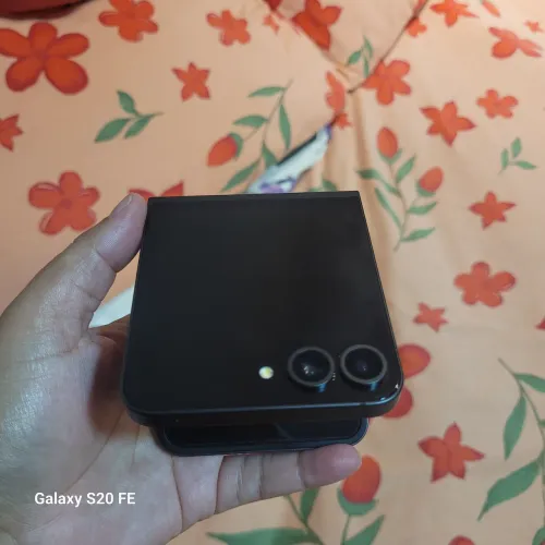 Sansung z flipe 6 256gb 16 ram