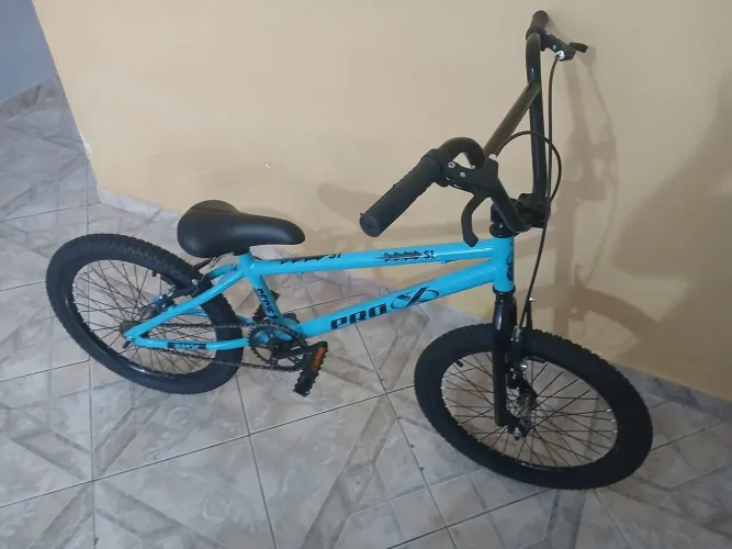 Bicicleta bmx nova