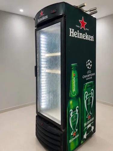 FREEZER EXPOSITOR PARA SEU BAR/LOJA. MUITO NOVO
