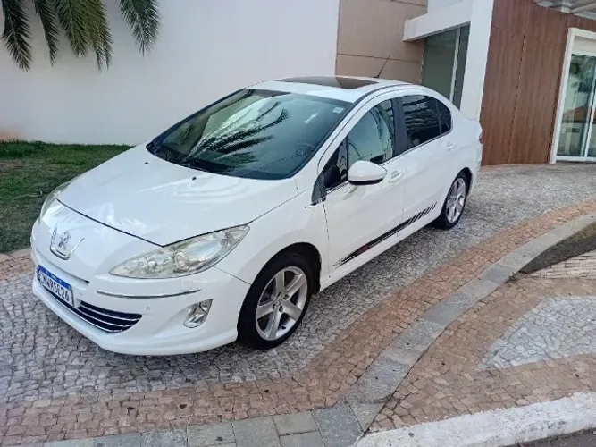 Peugeot 408 Sedan Griffe 2.0 Flex 16V 4P Aut. 2012