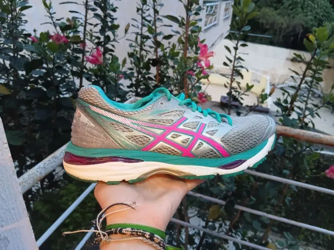 Tênis Asics Feminino Tamanho 37