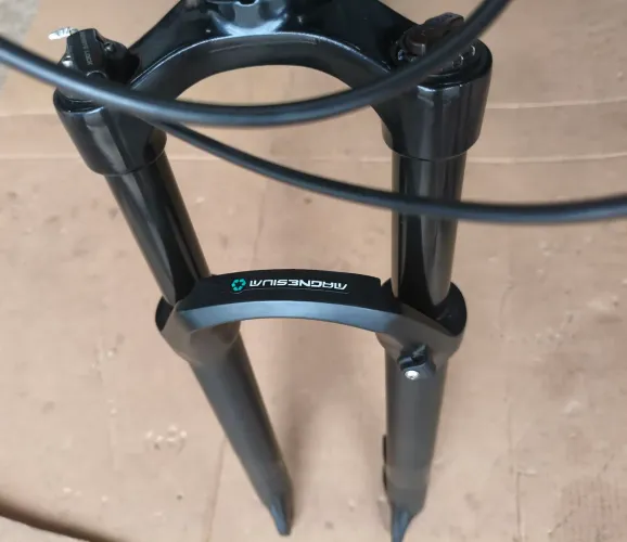Suspensão Zoom tapered 100mm - mola
