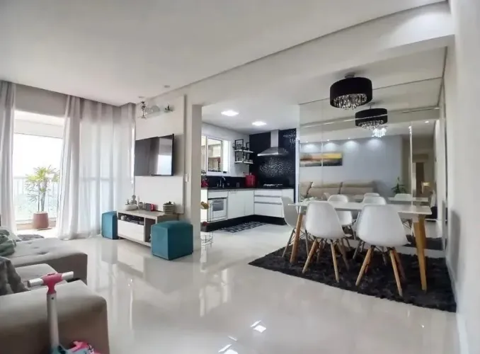 Apartamento no The Gardens107 m  , andar alto, vista livre e único dono.  