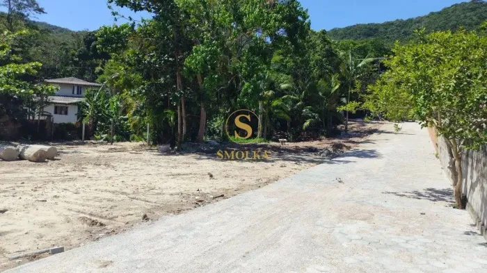 terrenoà venda na vargem do bom Jesus