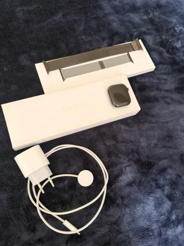 Apple Watch Series 11 GPS + Cellular - Caixa ardósia de titânio - 46 mm - Pulseira ardósia