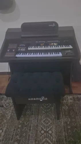 Órgão harmonia hs 450 usado poucas vezes .