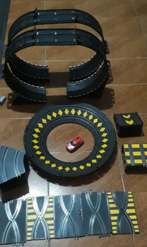 Pista de extensão presumo ser 1 43