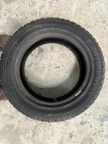 1 pneu continental Cross contact 205/60 R16