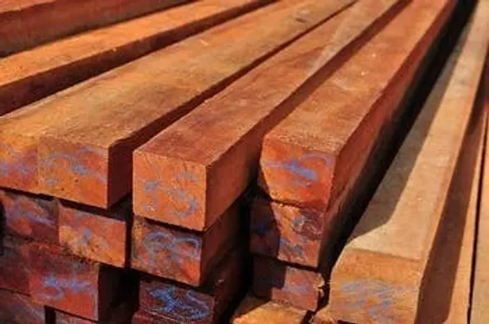 Barrote Cupiuba 5 x 5-só trabalho com essa bitola-R$23,50 Cartão/R$21,00 Dinheiro - metro