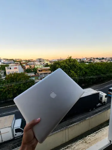 MacBook Pro 13" Mid