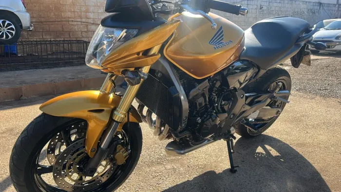 CB 600