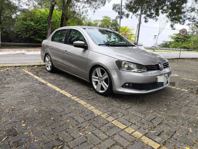 Volkswagen Voyage 1.0/1.0 City MI Total Flex 8V 4P 2013
