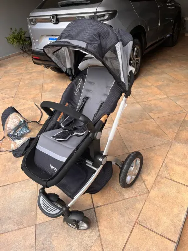 Carrinho De Bebê De Passeio Maxi-Cosi Foray Inportado Canadá. 