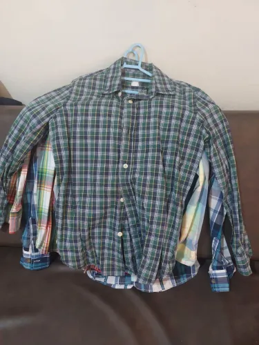 Vende camisas sociais xadrez ótimas para meninos que vão participar das festas junina
