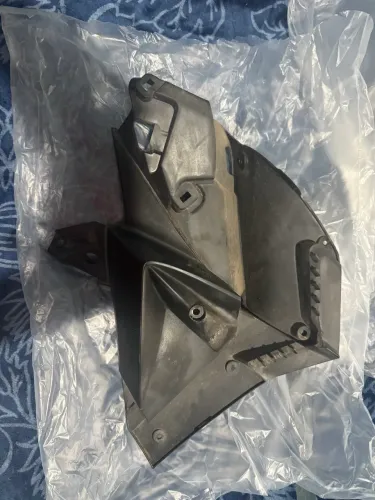 Aba Interna do Tanque Lado Esquerdo Original Honda CB Twister 250