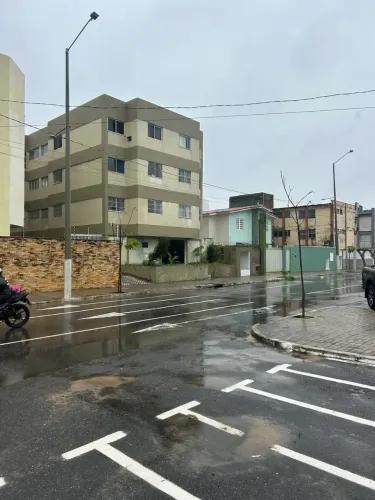 Apartamento na Praia do Meio