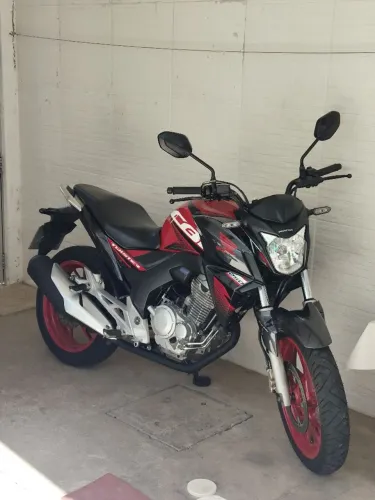 Vendo CB Twister 2020