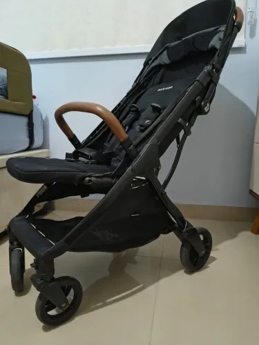 Carrinho + Bebê conforto Eva - MAXI COSI