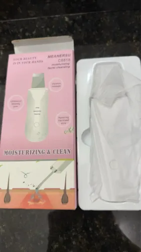 Aparelho Ultrassônico de Limpeza Facial Recarregável - Novo na Caixa