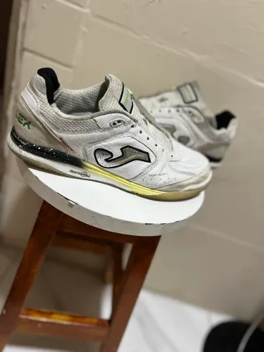 Joma Top Flex Rebound, com nota fiscal, número 41 BR, acompanhado dois cadarços