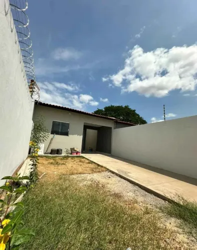 Casa disponível no Bonsucesso