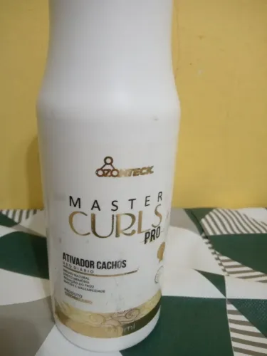 Ativador de Cachos Pro Master Curls aprovado pela Anvisa