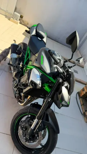 Z900 2026 com PPF único dono.