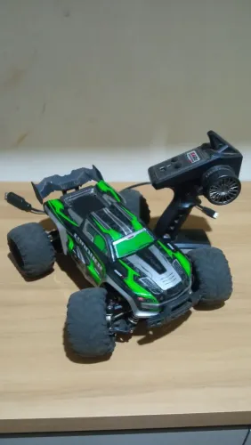 Carro Elétrico 4x4 Super Speed Controle Remoto - Peças em Metal - Insano