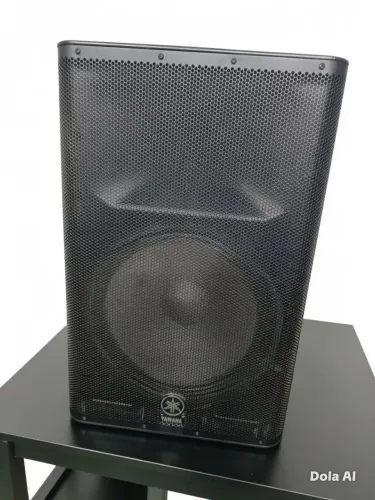 Caixa Ativa Yamaha Dxr 15 (leia o anúncio)