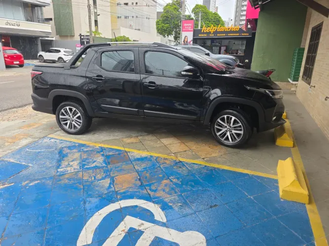 Fiat Strada Volcano 1.3 Flex 8V CD 2025