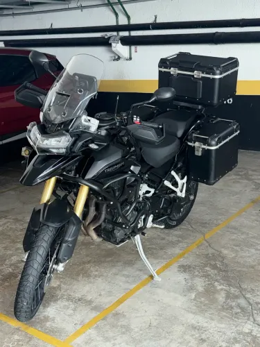 Triumph Tiger 1200 Black Edition