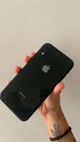 iPhone XR defeito na placa