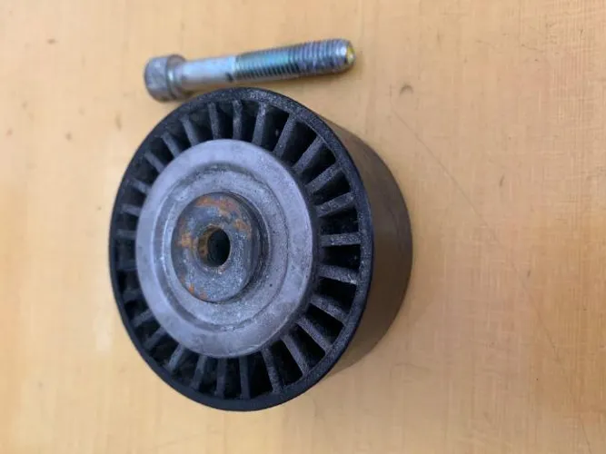 Rolamento correia alternador jeep renegade original