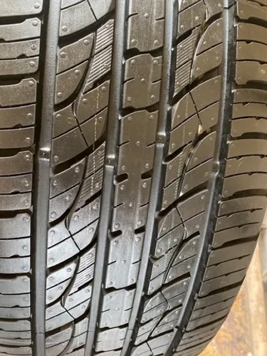Pneu 235/55/19 Kumho Crugen Premiun original Santa Fe 