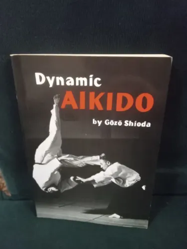 Livro artes marciais Dynamic Aikido Gozo Shioda em inglês com fotos