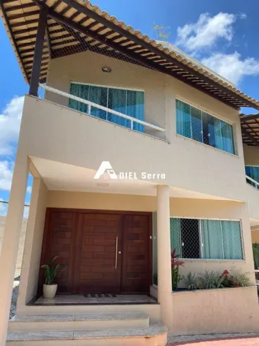 Casa em condomínio - Patamares - 3 suítes - Triplex - Armários - 2 vagas