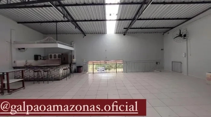 GALPÃO 400M² COMPENSA