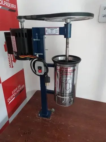 Máquina de bater açaí 