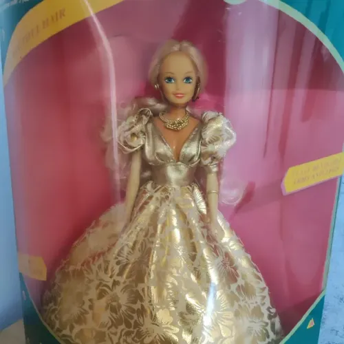 Boneca Manley Robin réplica da Barbie anos 90 