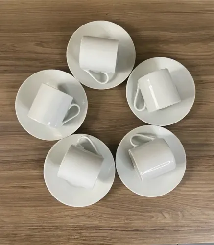 CONJUNTO XÍCARAS DE CAFÉZINHO SANTA BELA | DONARELIQUIAS
