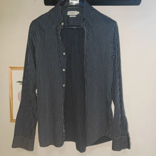 Camisa Listrada Reserva - Elegância e Conforto