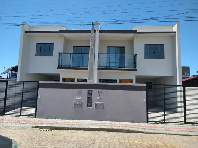 Sobrado Geminado Próximo à Praia - Praia da Armação, Penha SC