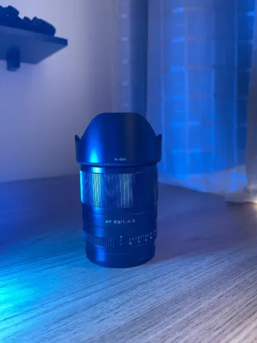 Lente Viltrox 23mm F1.4 E-mount