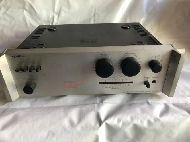 Amplificador Stereo High Definition Quasar QA 4400/P