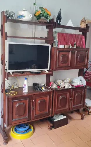 Estante Rústica de Madeira (vazia)