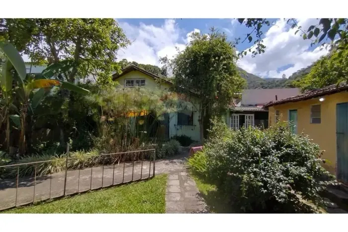 Casa Aconchegante em Agriões, RJ - Ótimo Preço!