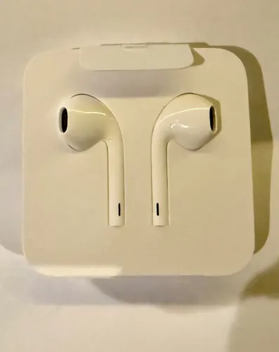 Apple EarPods - Conector Lighting Branco 