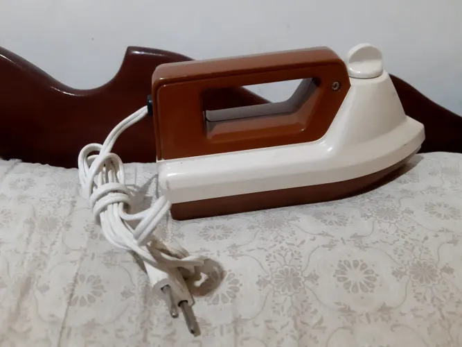 FERRO DE PASSAR VINTAGE 