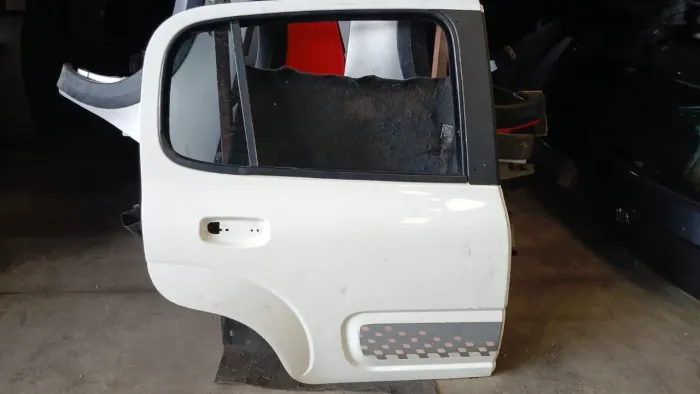 Porta Traseira Direita Fiat Novo Uno 2017 A 2021 Original